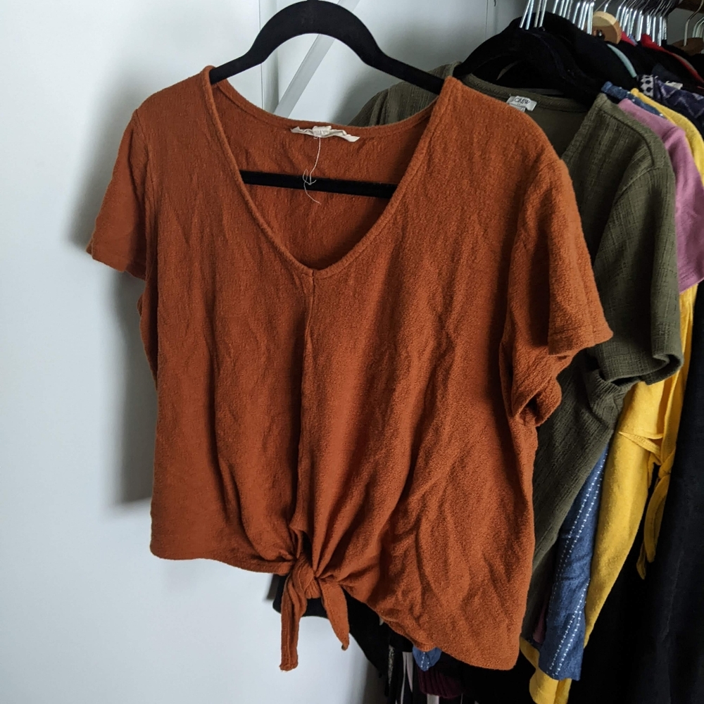 Vanilla Star | Burnt Orange Tie Front Crop Top